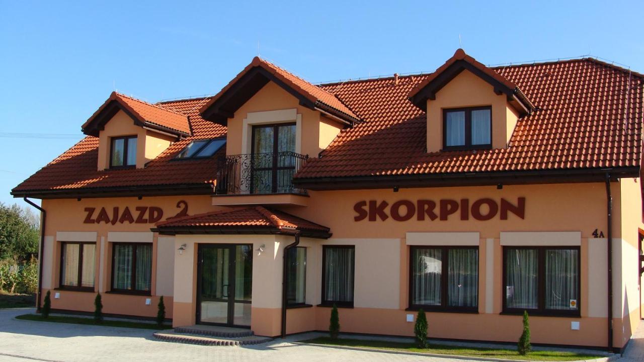 Zajazd Skorpion B&B Освенцім Екстер'єр фото